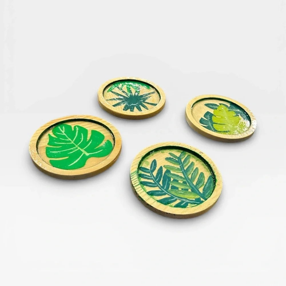 4 Handmade Leaf Patterned Coasters